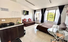 Apartaestudio Centro Pereira un solo ambiente